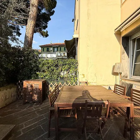 100 Passi Dal Mare - Big House For 10 People Moneglia